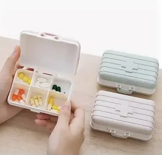 Pill Box 6 cells with lid