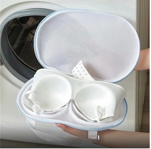 Protective bag for delicate washing of bras