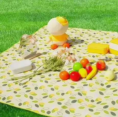 Folding picnic mat 140*190 cm