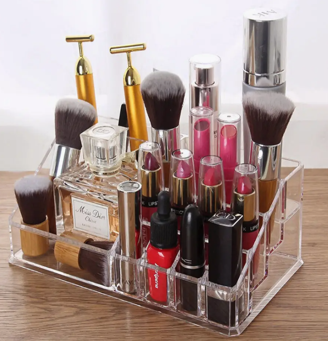 Acrylic organizer for cosmetics, 16 cells DAMAGED