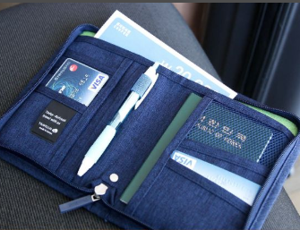 Compact document holder Travelus