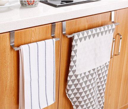 Hanging towel rack