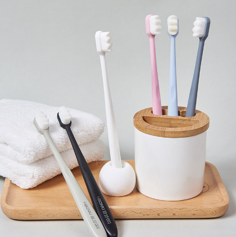 Haoniu Toothbrush with ultra-fine bristles