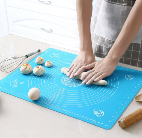 Silicone mat for rolling out dough and baking