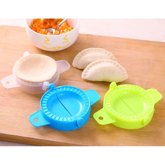 Dumpling mold, semicircular, plastic, colors in assortment