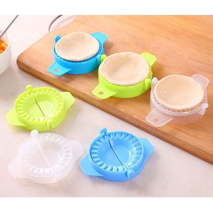 Dumpling mold, semicircular, plastic, colors in assortment