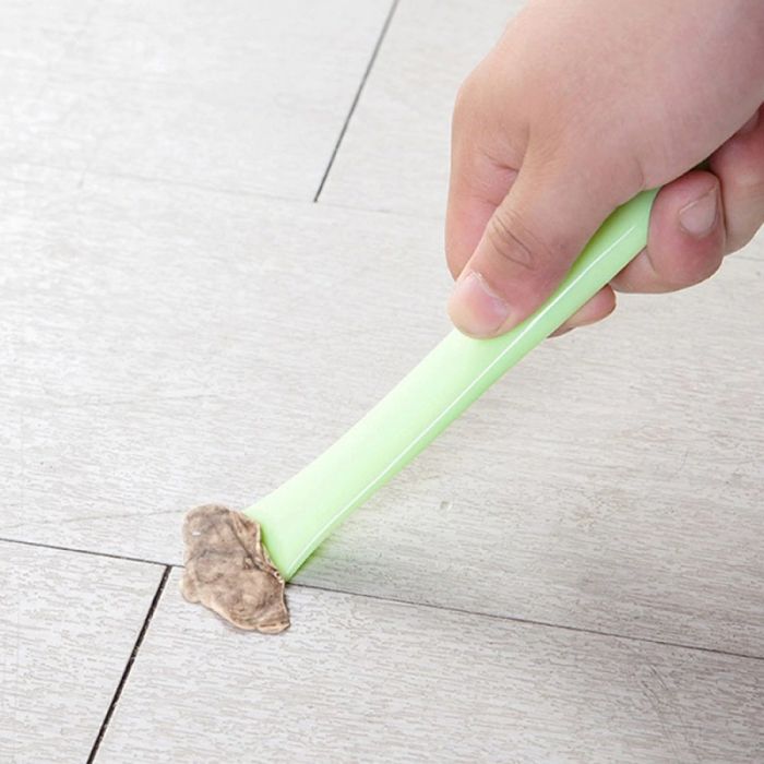 Multifunctional 3-in-1 plastic scraper for removing dirt from all surfaces + can opener