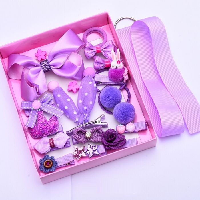 Set of accessories for children's hair of 18 items in a gift box in assortment