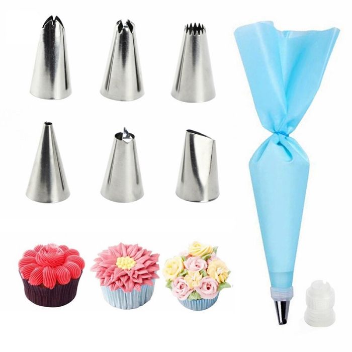 Set for decorating baked goods (6 nozzles + pastry bag)