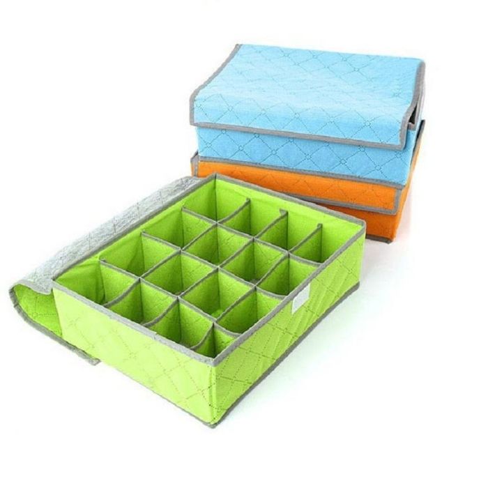 Closet or chest of drawers organizer with 16 compartments and Velcro lid