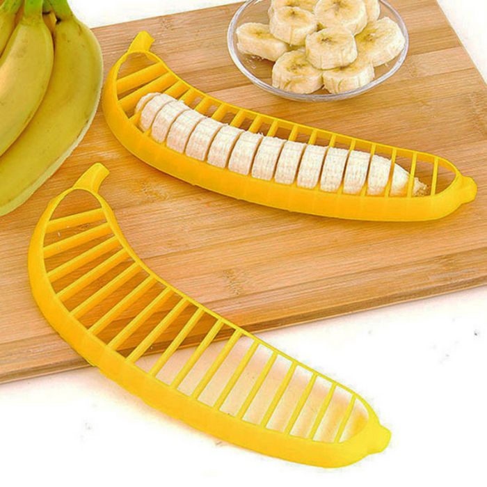 Plastic banana cutter